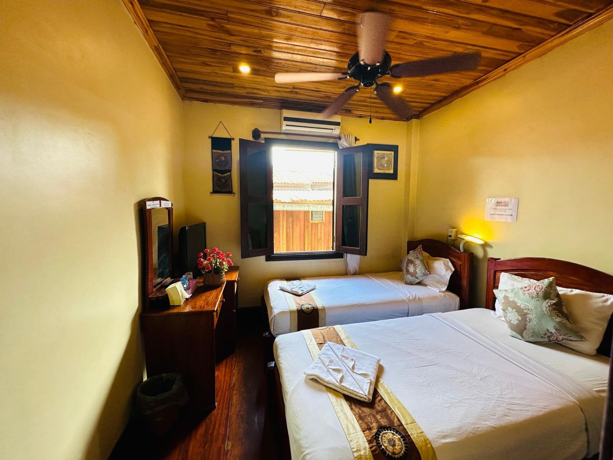 Anisa Mekong Riverside Villa 琅勃拉邦 外观 照片