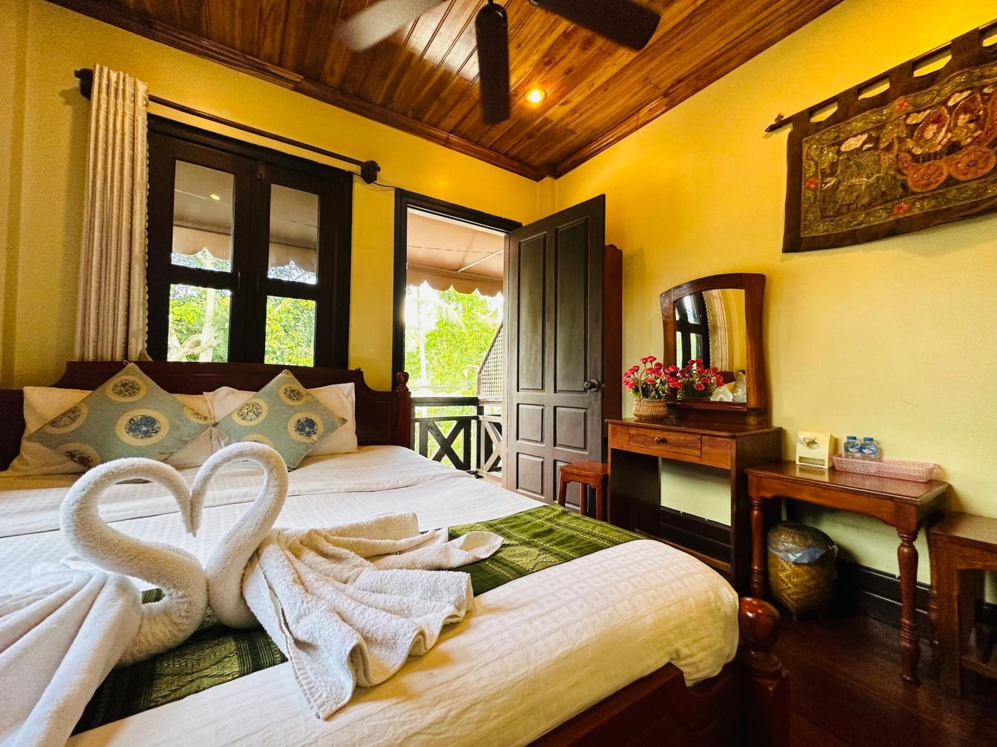 Anisa Mekong Riverside Villa 琅勃拉邦 外观 照片