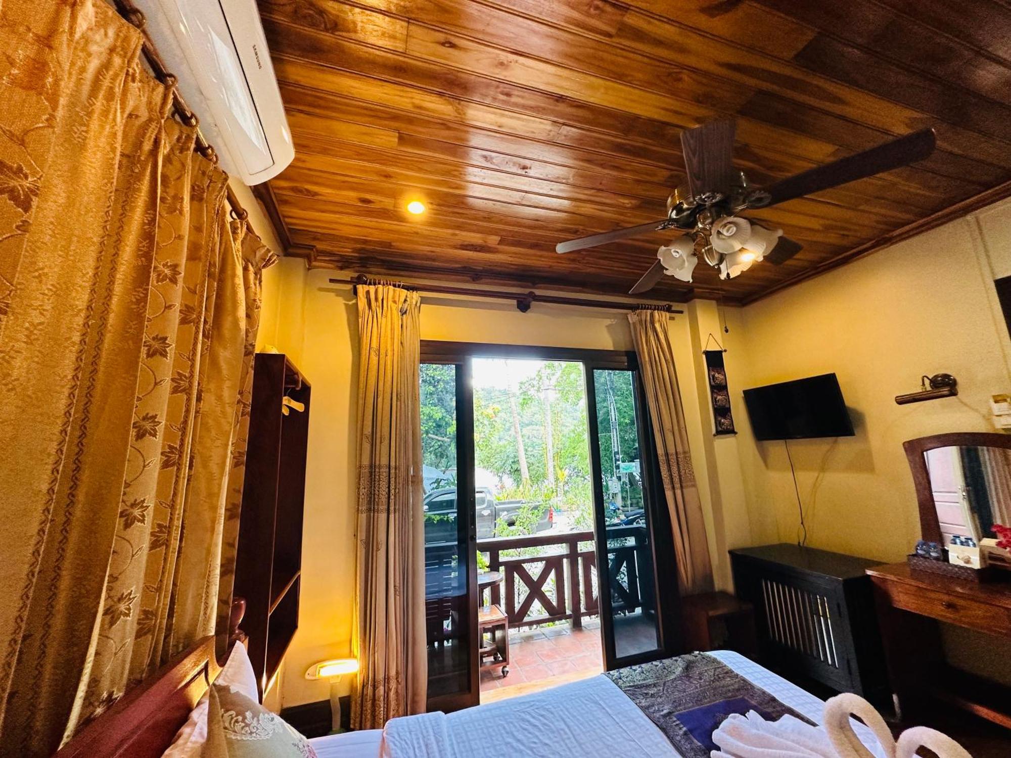 Anisa Mekong Riverside Villa 琅勃拉邦 外观 照片
